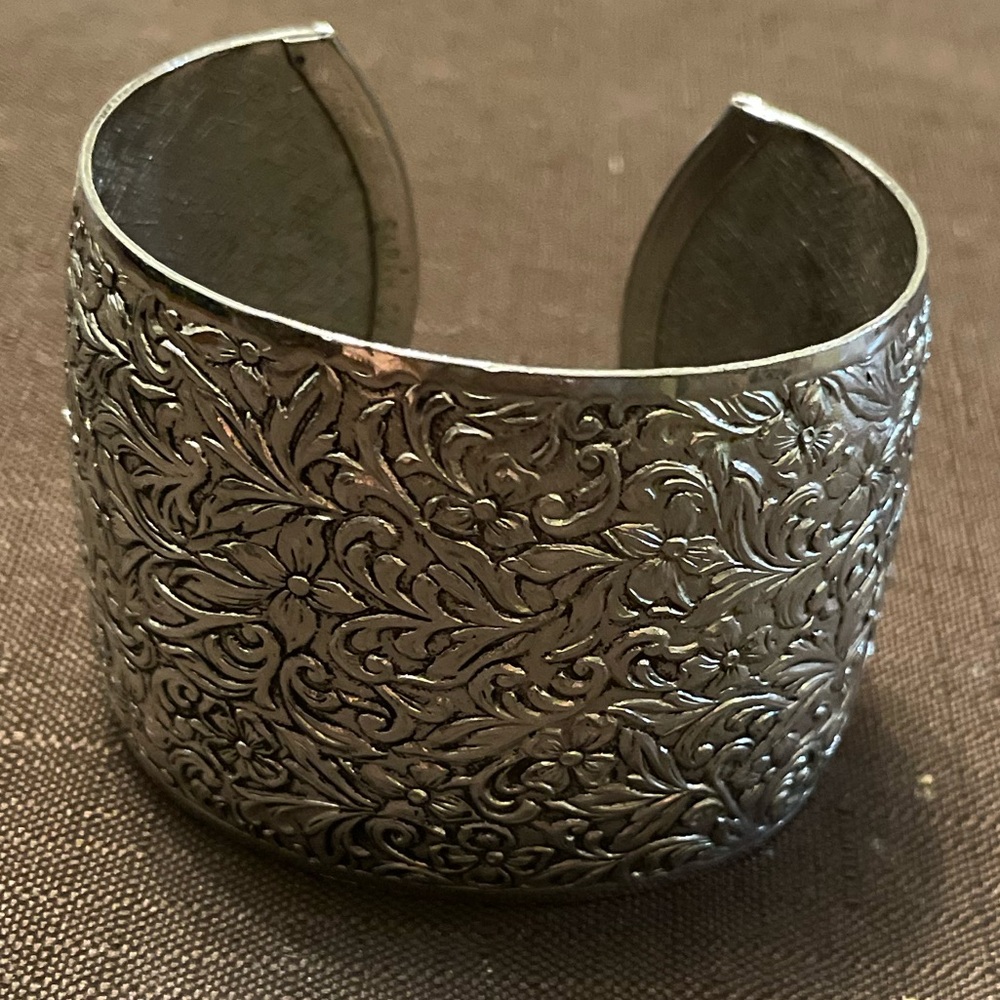 Silver color metal cuff bracelet